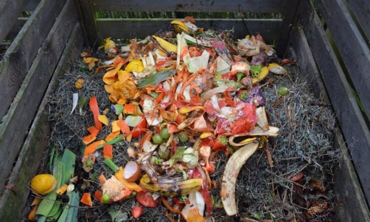  How to Build a Compost Pile Dream Lands Design