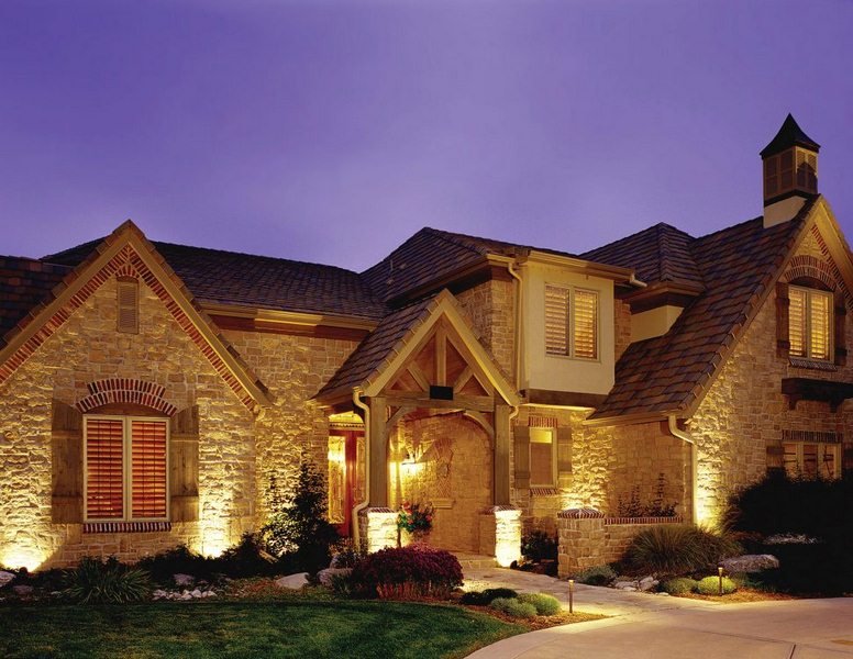 Make the Right Landscape Lighting Choice for Your Needs image - Make the Right Landscape Lighting Choice for Your Needs