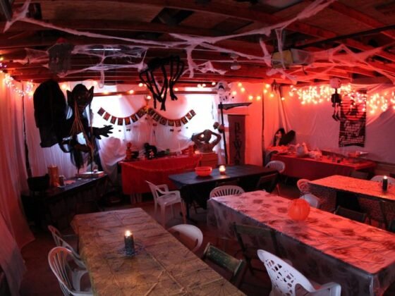 Featured image - Decorate Your Garage This Coming Halloween