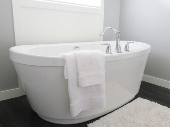 Featured of Tips for Choosing Tub Types During Bathroom Renovation