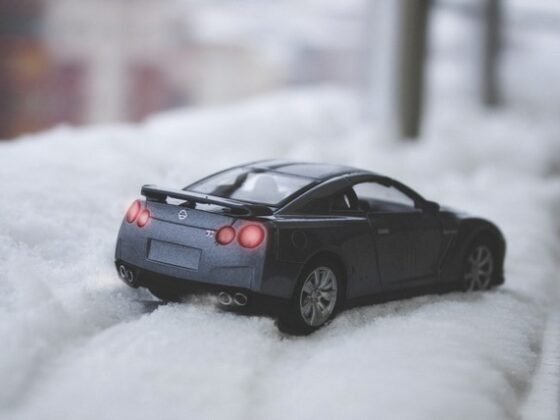 Featured of Most Significant Snow and Ice Driving Tips