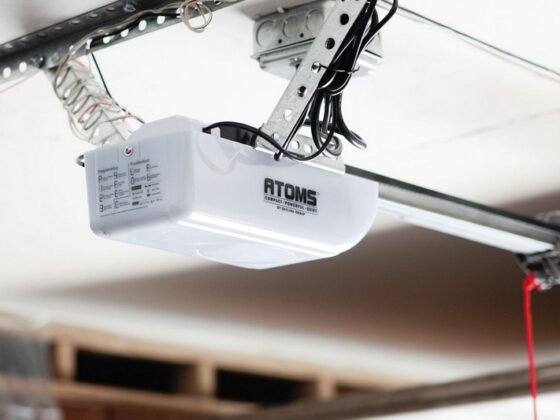 Featured of 4 Factors to Consider When Buying a New Garage Door Opener