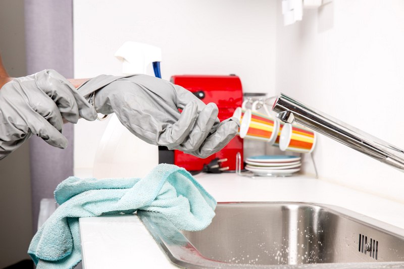Featured of 5 Crucial Reasons to Hire a Cleaning Lady Before Listing Your Home