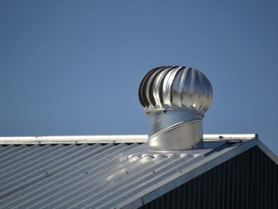 Featured of metal roofing