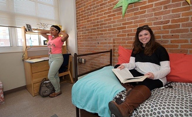 Tips to Select Best Off-campus Housing for Students Tips to Select Best Off-campus Housing for Students