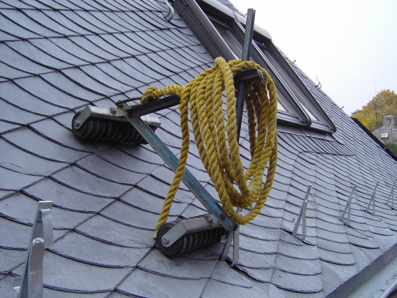 Tips for Choosing the Best Commercial Roofing Contractor Tips for Choosing the Best Commercial Roofing Contractor