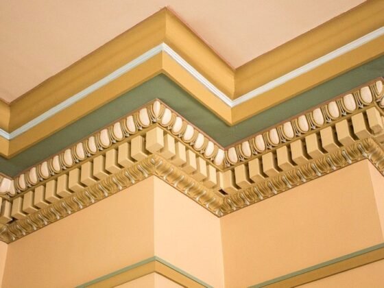 Featured of Top 5 Ways to Transform Your House Using Crown Moldings