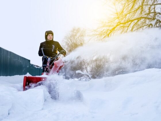 Featured image - 7 Amazing DIY Snow and Ice Removal Tricks