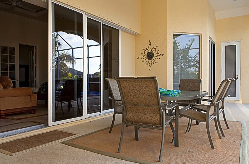 Aluminium Sliding Doors image - Aluminium Sliding Doors