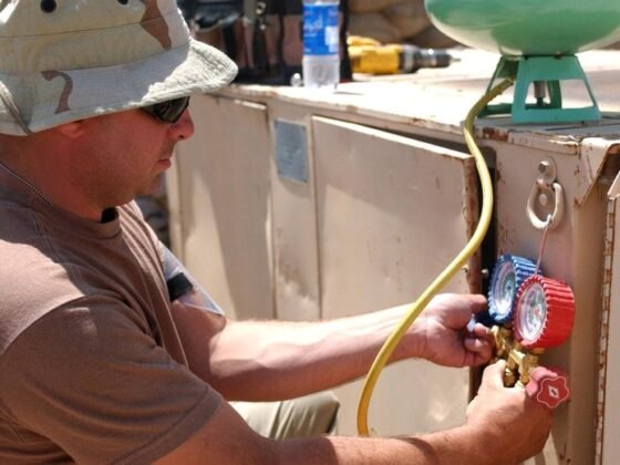 Featured image - How to Set Optimal HVAC Temperatures to Save Power This Christmas