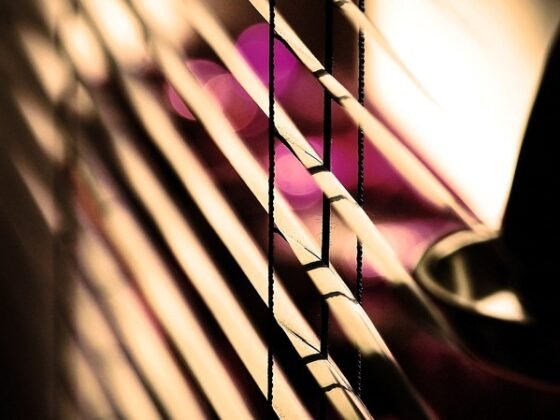 Featured image - 7 Ways to Install Window Blinds and Shades