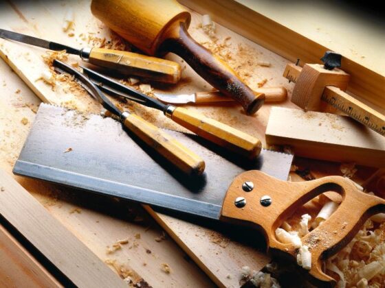 Featured image - 7 Woodworking Tools Every Woodworker Needs