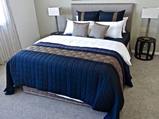 Featured image - Quilt, Comforter, Duvet or Bedspread, What's The Difference