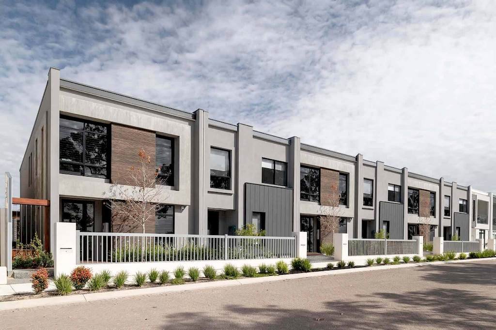 All the Pros and Cons of Buying a Townhouse in Australia image - All the Pros and Cons of Buying a Townhouse in Australia