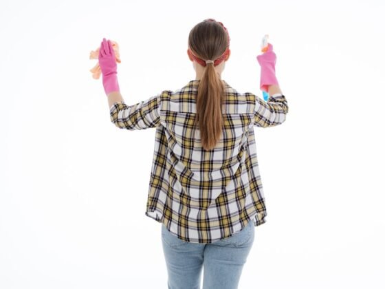 Featured image - Cleaning Chore List to Tidy up Your House Efficiently