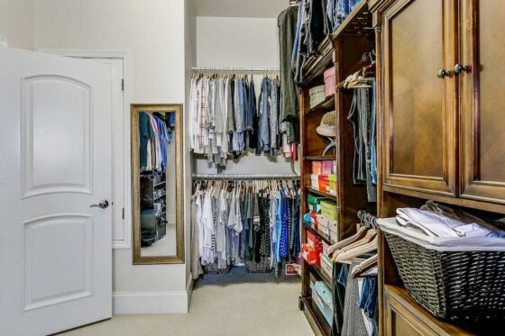 Featured image - 7 Closet Organization Ideas to Keep It Neat and Tidy