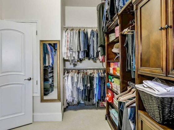 Featured image - 7 Closet Organization Ideas to Keep It Neat and Tidy