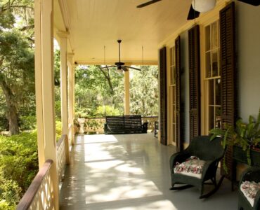 Featured image - 8 Awesome Porch Ceiling Ideas to Transform Your Porch