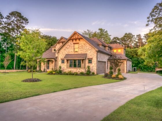 Featured image - Maintenance Tips for Your Florida Home