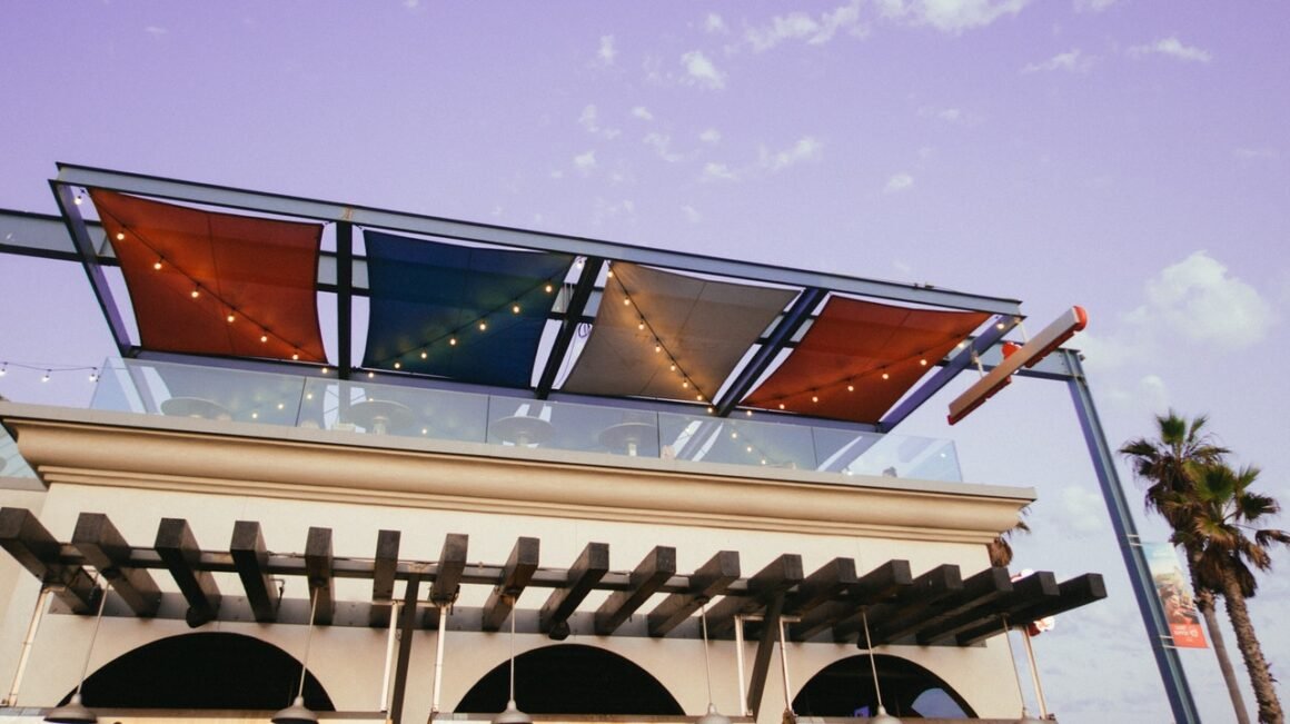 Featured image - Choose Awnings Depending on the Location and Available Space