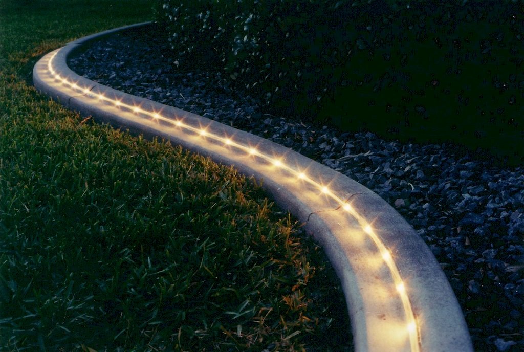 Edge Your Lawn image - Edge Your Lawn