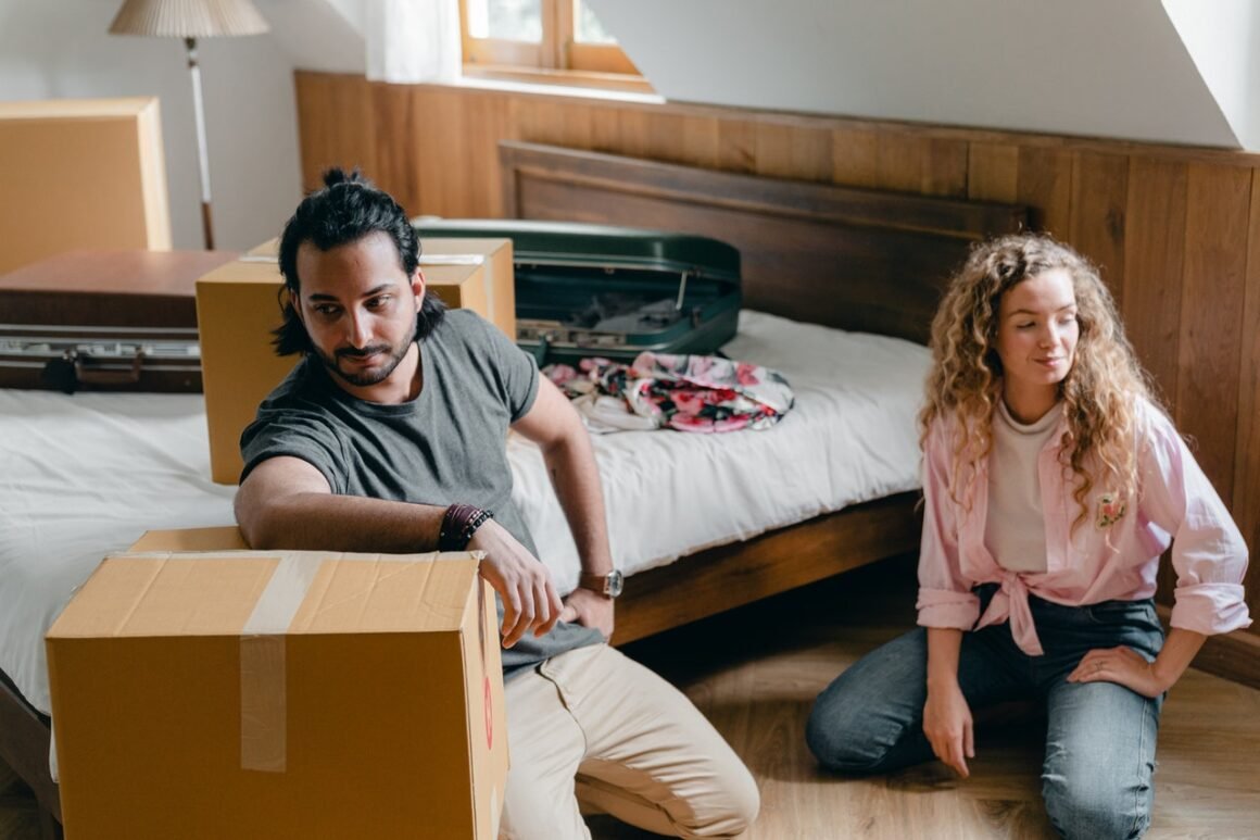 Featured image - How to Survive Moving Home During the Festive Season