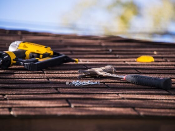 Featured image - 5 Key Things You Need to Know About Roof Maintenance