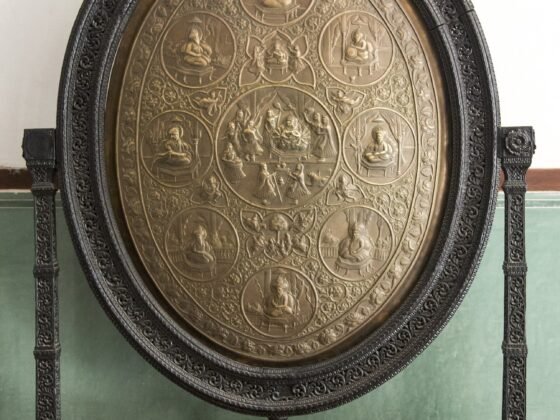 Featured image - 8 Incredible Metal Decor Ideas for Your Home