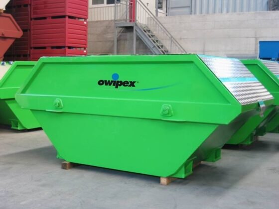 Featured image - 8 Reasons Why You Should Work with a Skip Bin Hire Company
