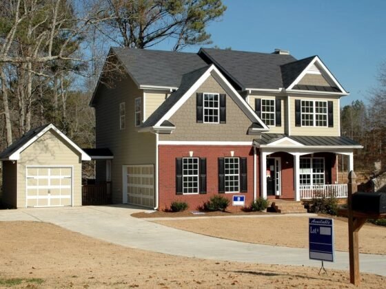 Featured image - House Flipping 101: How to Flip Houses for Beginners