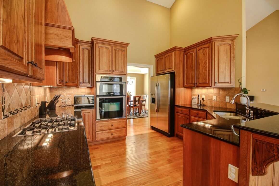 Featured image - How to Pick the Perfect Kitchen Floor