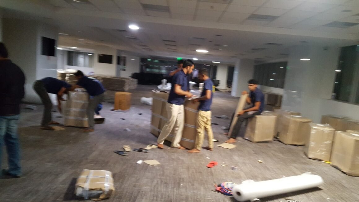 Featured image - Telltale Signs You are Working with Scam Movers