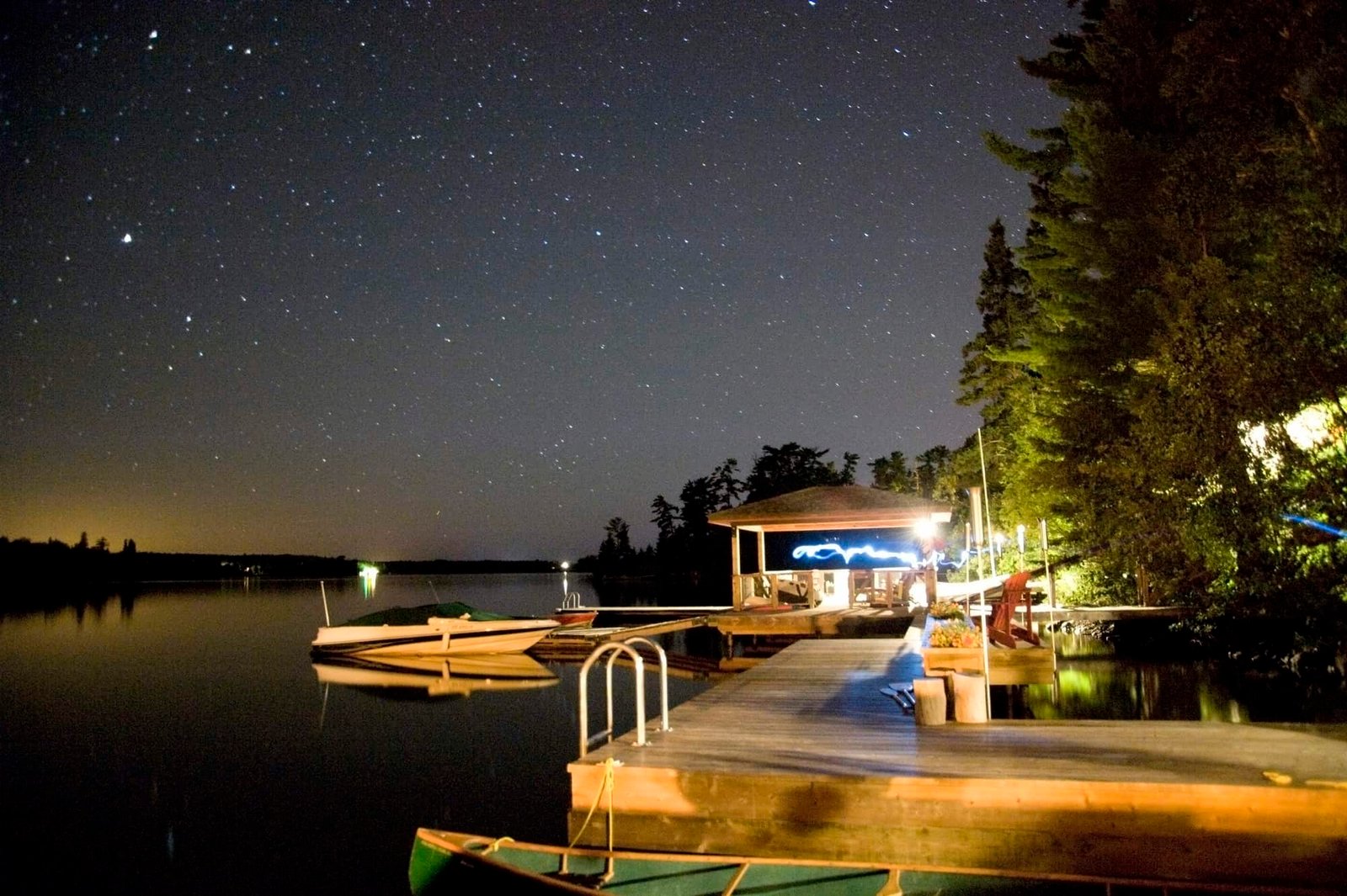 Outdoor Lighting Beautifies Waterfront Property (and Might Just Save Your Life) image - Outdoor Lighting Beautifies Waterfront Property (and Might Just Save Your Life)
