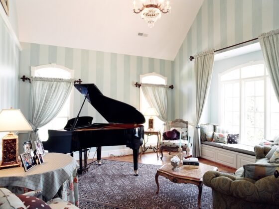 Featured image - 10 Design Tips to Decorate Music Rooms or Studios