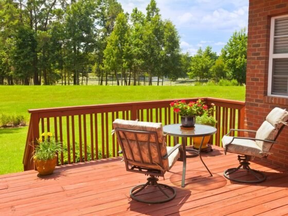 Featured image - How to Find Quality in Deck Railings