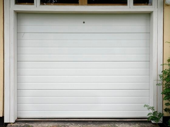 Featured image - 5 Signs That You Need a Garage Door Spring Repair