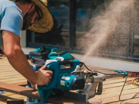 Featured image - How to Select the Right Deck Builder