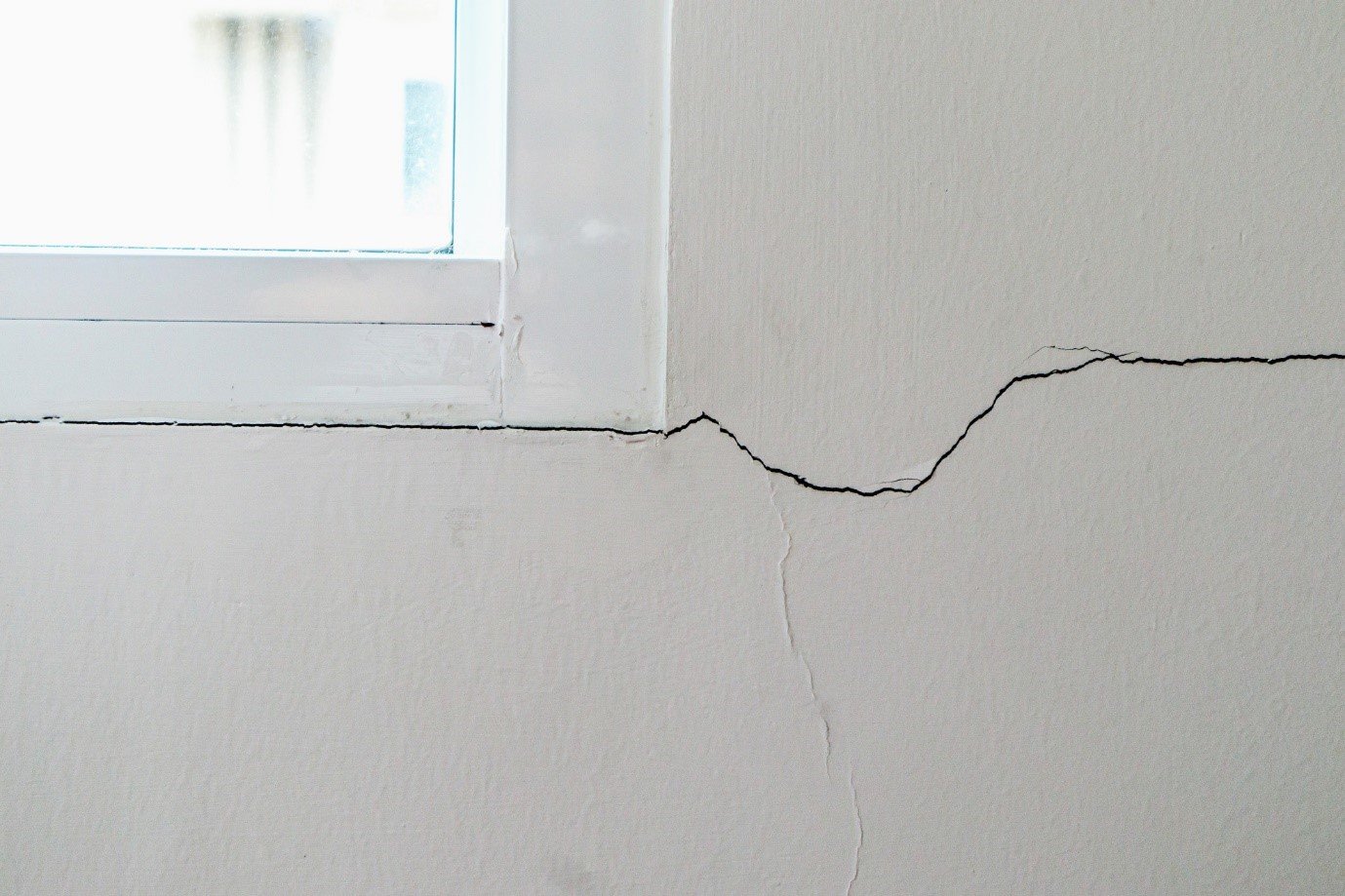 Is My House Sinking or Settling? These Are the Warning Signs image - Is My House Sinking or Settling? These Are the Warning Signs