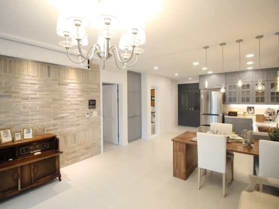 Featured image - This Is Why Your Lights Keep Flickering