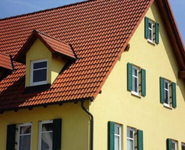 Featured image - Ways to Protect Your Roof From Sun Heat