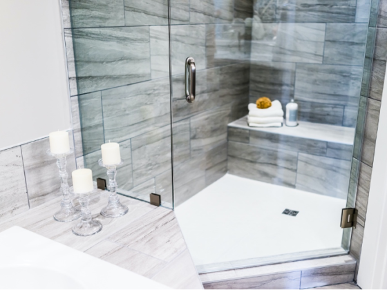 Featured image - Bathroom Remodeling Tips: The Great Shower vs. Bathtub Debate