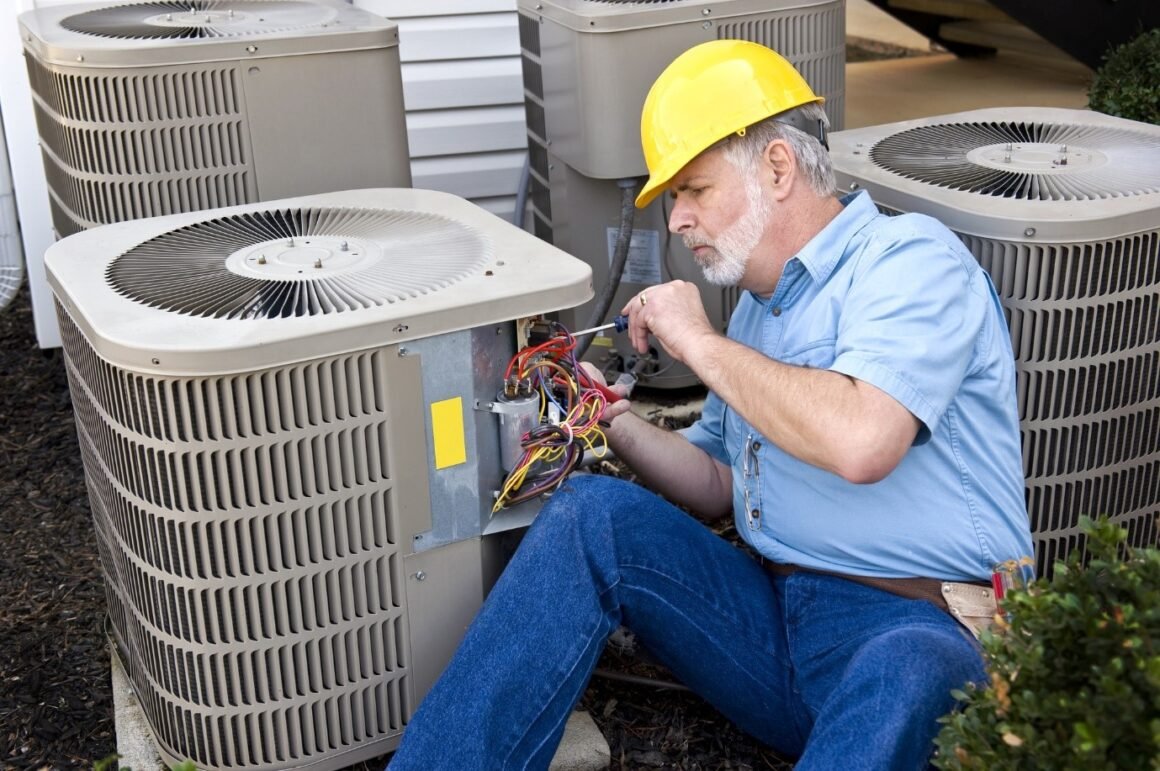 featured image - How to Find a Licensed HVAC Specialist