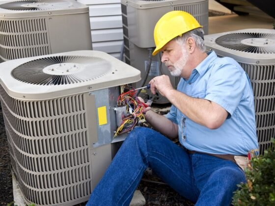 featured image - How to Find a Licensed HVAC Specialist