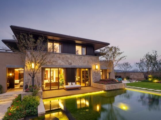 featured image - High-End Interior: 5 Most Coveted Luxury Home Design Ideas