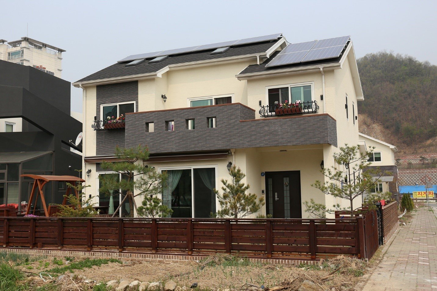 Planning a Home Solar Electric System image - Planning a Home Solar Electric System