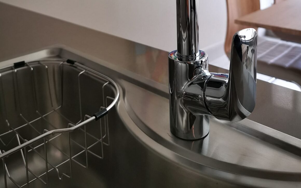 Featured image - 7 Common Plumbing Issues in Apartments (and How to Fix Them!)