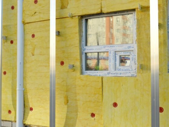 Featured image - Understanding the Differences Between Air Sealing and Insulation
