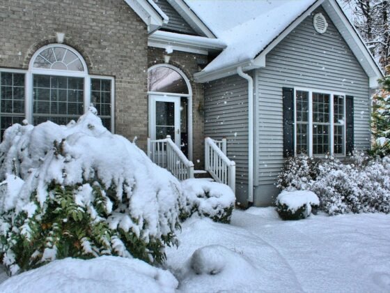 featured image - 3 Must Have Winter Home Maintenance Tips