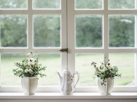 featured image - 4 Signs That Your Home Might Need New Windows