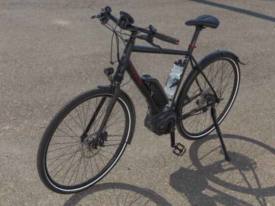 featured image - 5 Common Usages of Commuter Bikes